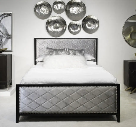 Diamond Bed