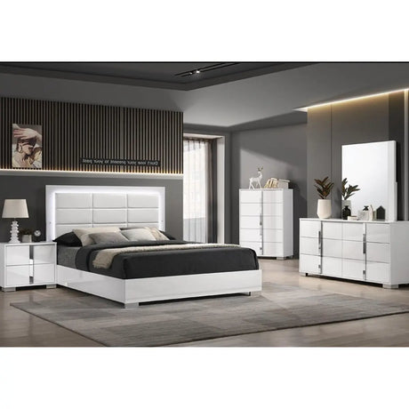 2201 Lacquer LED Bedroom Set VFI